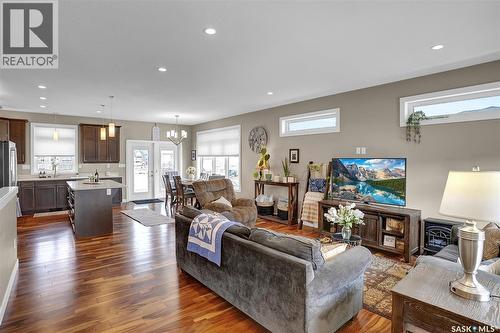 127 Hodges Crescent, Moose Jaw, SK - Indoor Photo Showing Other Room