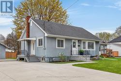 11 SHARPE AVENUE Welland (N. Welland), ON L3C 3R5