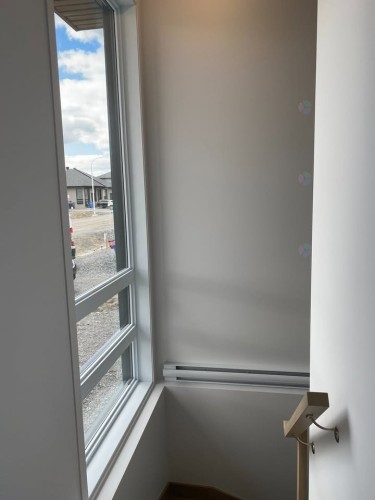 Hall d'entrée/Vestibule - 98 Rue Des Marronniers, Salaberry-De-Valleyfield, QC - Indoor Photo Showing Other Room