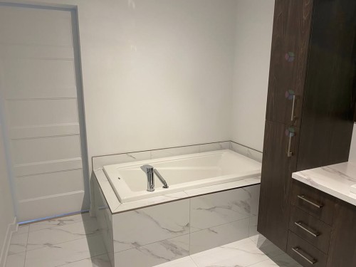 Salle de bains - 98 Rue Des Marronniers, Salaberry-De-Valleyfield, QC - Indoor