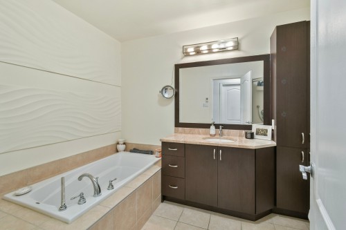 Salle de bains - 34 Rue Catherine, Saint-Rémi, QC - Indoor Photo Showing Bathroom