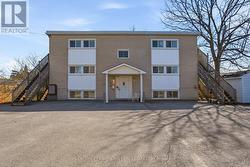 29 DOWNES AVENUE  Prince Edward County (Picton Ward), ON K0K 2T0