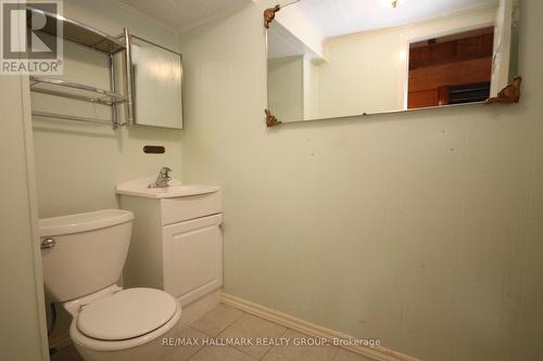 461 Lawson Avenue, Ottawa, ON - Indoor Photo Showing Bathroom