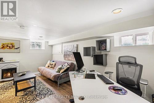 70 Springfield Road, Ottawa, ON - Indoor