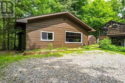 Detached artist studio with hydro and woodstove - 