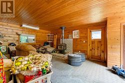 Artist studio has hdyro and woodstove - 