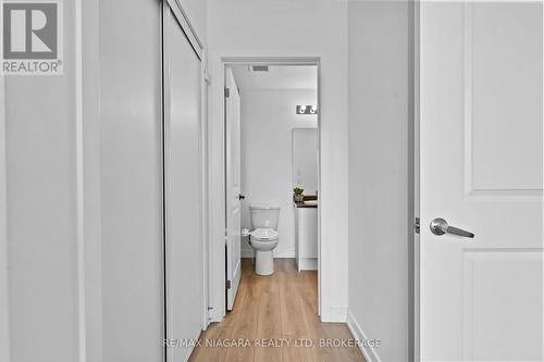 131 - 5055 Greenlane Road, Lincoln (Lincoln Lake), ON - Indoor Photo Showing Bathroom
