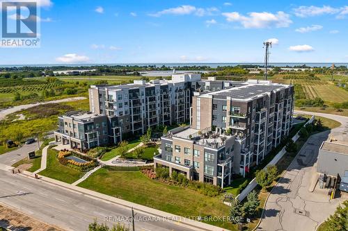 131 - 5055 Greenlane Road, Lincoln (Lincoln Lake), ON - Outdoor With View