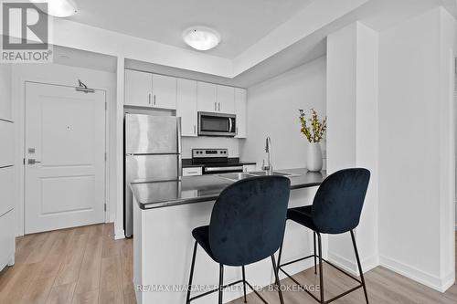 131 - 5055 Greenlane Road, Lincoln (Lincoln Lake), ON - Indoor Photo Showing Kitchen