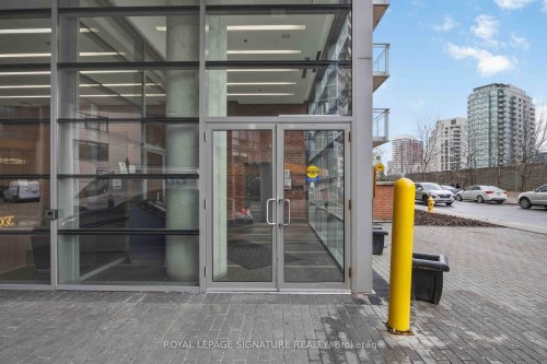 1625-38 Joe Shuster Way, Toronto, ON - Outdoor