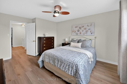 83 Morrison Crescent, Grimsby, ON - Indoor Photo Showing Bedroom