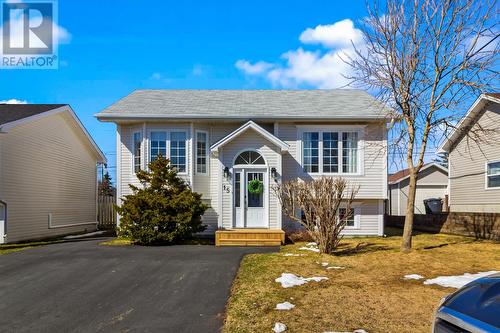 15 Tiverton Street  Paradise, NL A1L 1W1