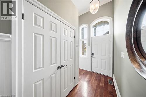 4123 Medland Drive, Burlington, ON - Indoor Photo Showing Other Room