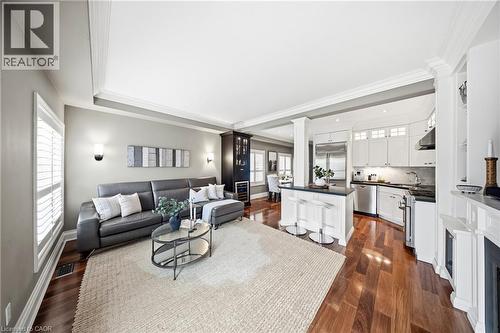 4123 Medland Drive, Burlington, ON - Indoor