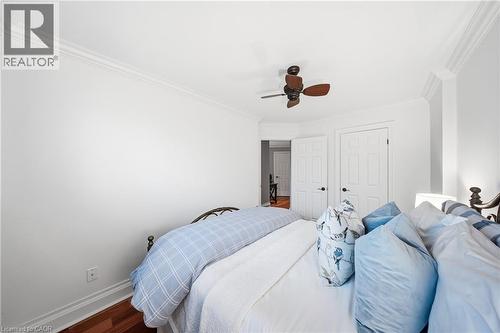 4123 Medland Drive, Burlington, ON - Indoor Photo Showing Bedroom