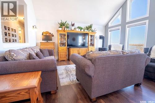 1 Shortt Road, Shields, SK - Indoor Photo Showing Living Room