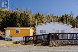 6 Moss Road Happy Adventure, NL A0G 1Z0