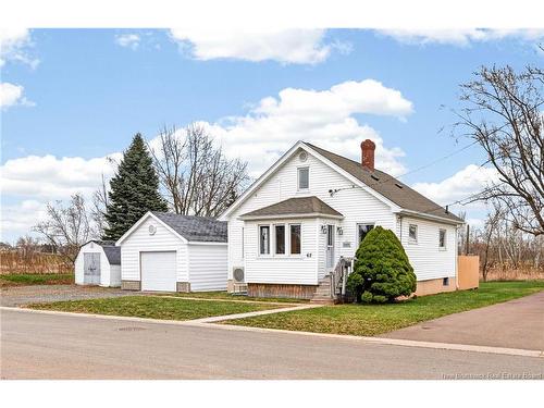 62 Frontenac St, Moncton, NB 