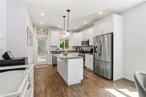 2545 Eaglecrest Dr, Sooke, BC 