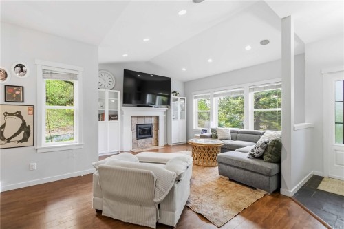 2545 Eaglecrest Dr, Sooke, BC 