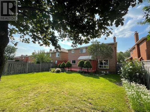 38 Southgate Crescent, Richmond Hill, ON - Outdoor
