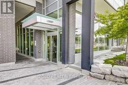 325 - 8763 BAYVIEW AVENUE Richmond Hill, ON L4B 3V1