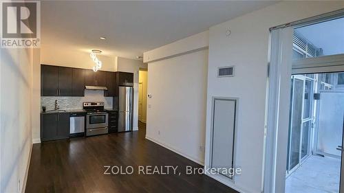 325 - 8763 Bayview Avenue, Richmond Hill, ON - Indoor Photo Showing Kitchen