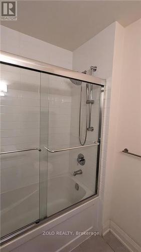 325 - 8763 Bayview Avenue, Richmond Hill, ON - Indoor Photo Showing Bathroom