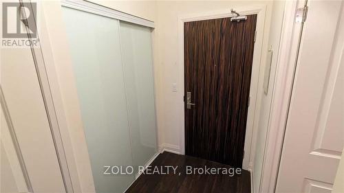 325 - 8763 Bayview Avenue, Richmond Hill, ON - Indoor