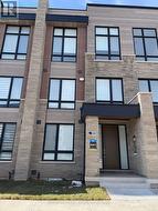 3082 MEADOWRIDGE DRIVE Oakville, ON L6H 7Z1