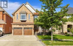 3129 GLADISH GROVE  Mississauga, ON L5M 0C3