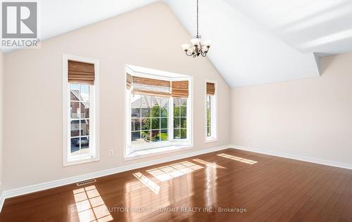 3129 Gladish Grove, Mississauga, ON - Indoor Photo Showing Other Room