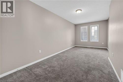 41 Kenyon Crescent, Grimsby, ON - Indoor Photo Showing Other Room