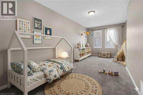 41 Kenyon Crescent, Grimsby, ON - Indoor Photo Showing Bedroom