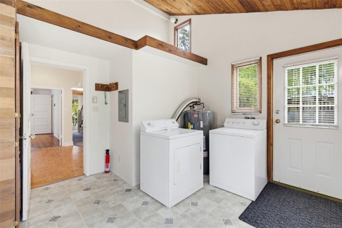 1274 Hewlett Pl, Oak Bay, BC 