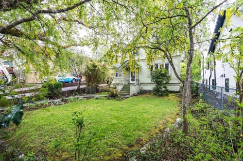 1274 Hewlett Pl, Oak Bay, BC 