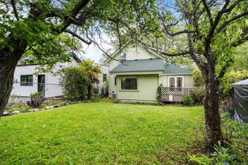 1274 Hewlett Pl, Oak Bay, BC 