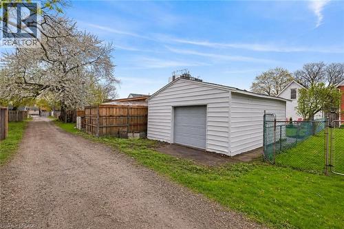 24 East 24Th Street, Hamilton, ON - Outdoor