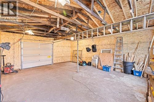 24 East 24Th Street, Hamilton, ON - Indoor Photo Showing Garage