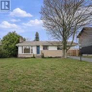 B - 21 PARKSIDE CRESCENT Ottawa, ON K2G 3B6