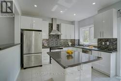 43 GAMBLE GLEN CRESCENT Richmond Hill, ON L4S 2T3