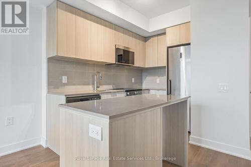 711 - 2088 James Street, Burlington (Brant), ON - Indoor Photo Showing Kitchen