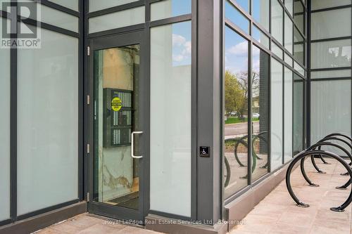 711 - 2088 James Street, Burlington (Brant), ON -  With Balcony With Exterior
