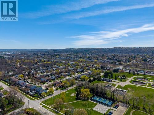 6 Jacob'S Landing, Grimsby (Grimsby Beach), ON - Outdoor With View