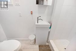 Apartment Bathroom - 