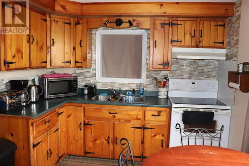 237 Main Road, Piccadilly, NL - Indoor Photo Showing Kitchen