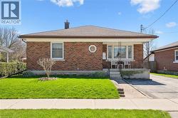 133 EMMA Street Guelph, ON N1E 1V2
