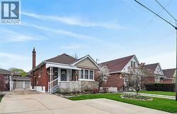34 NORMANDY Road  Hamilton, ON L8K 1S3