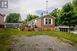 486 CTY RD 18-12 PARK MEADOW LANE Prince Edward County (Athol Ward), ON K0K 1P0
