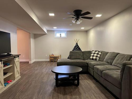 537 Parkway Drive, Thunder Bay, ON - Indoor
